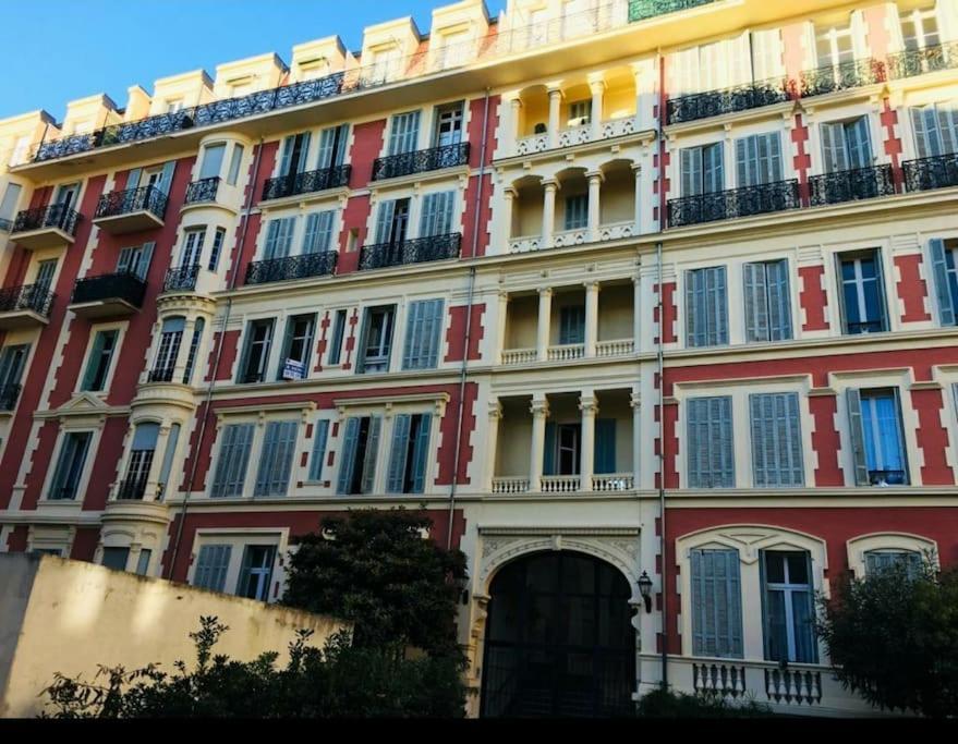 Top Floor Nest, Balcony Close To Sea And Old-Town Nisa Exterior foto